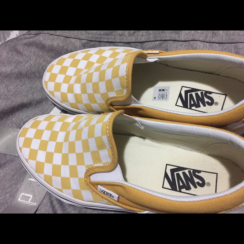 Vans yellow checkered